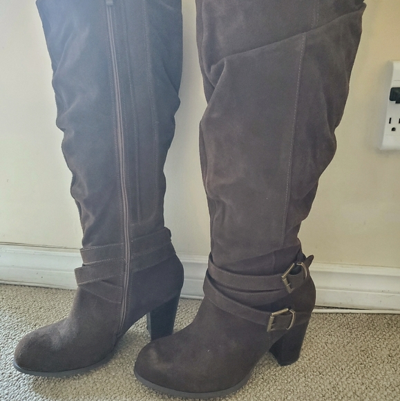 Torrid size 10 wide calf boots - Picture 1 of 1